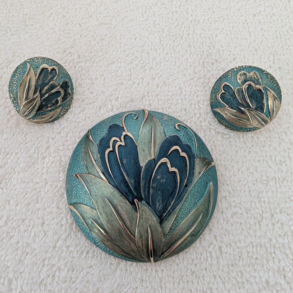 Vintage Floral Brooch and Clip On Earrings Set Blue Gold Tone‎ Jewelry